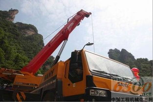 三一起重機登“空中圣湖” 助力挑戰(zhàn)吉尼斯紀錄